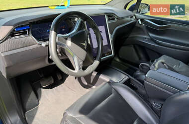 Внедорожник / Кроссовер Tesla Model X 2016 в 