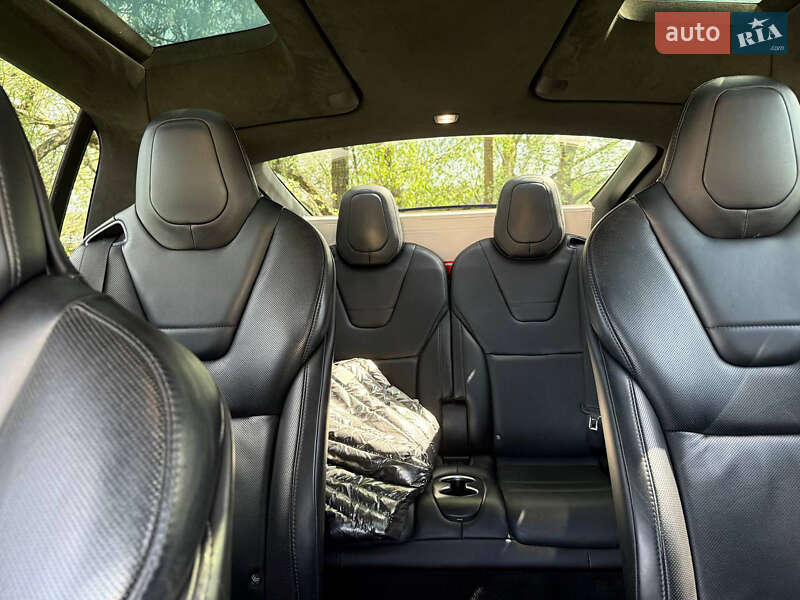 Внедорожник / Кроссовер Tesla Model X 2016 в Киеве