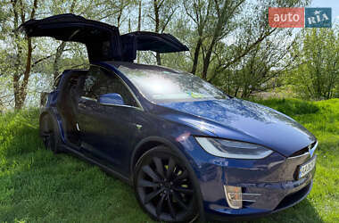 Внедорожник / Кроссовер Tesla Model X 2016 в 