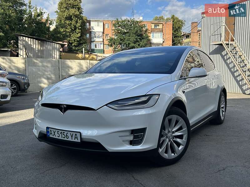 Внедорожник / Кроссовер Tesla Model X 2020 в 