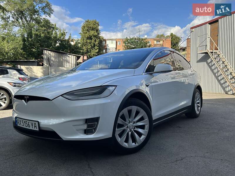 Внедорожник / Кроссовер Tesla Model X 2020 в Харькове