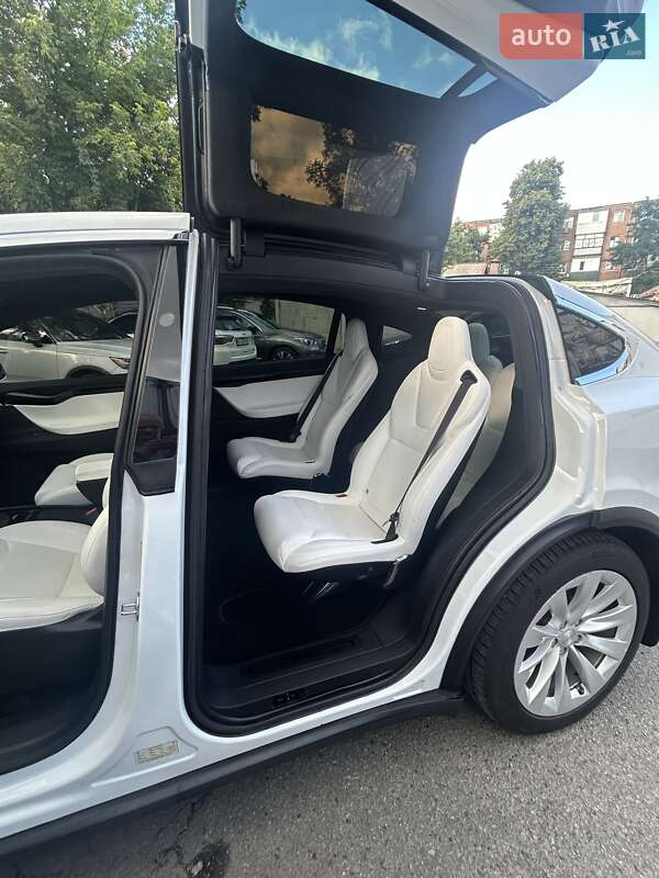 Внедорожник / Кроссовер Tesla Model X 2020 в Харькове
