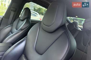 Внедорожник / Кроссовер Tesla Model X 2019 в 