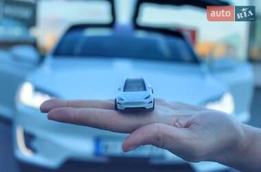 Внедорожник / Кроссовер Tesla Model X 2019 в 