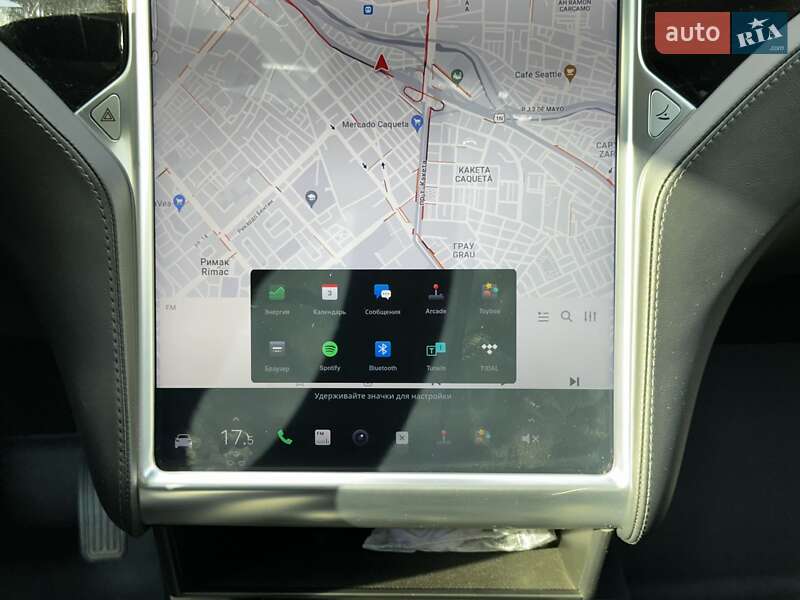 Внедорожник / Кроссовер Tesla Model X 2017 в Киеве