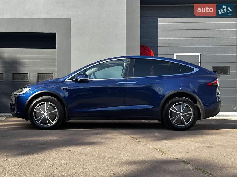 Внедорожник / Кроссовер Tesla Model X 2017 в Киеве