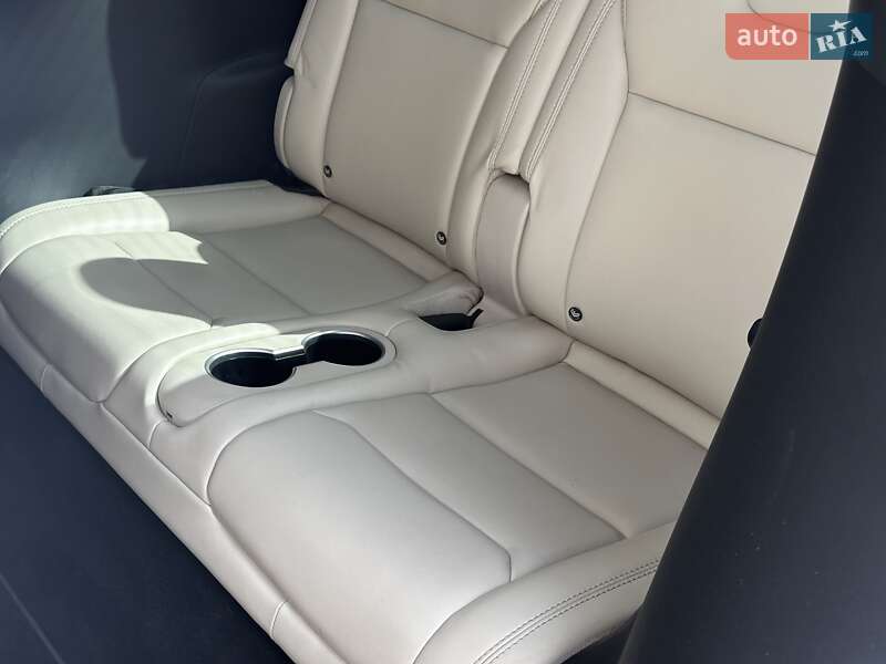 Позашляховик / Кросовер Tesla Model X 2017 в Києві