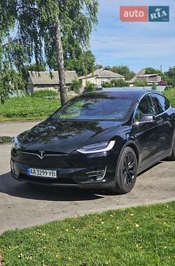 Внедорожник / Кроссовер Tesla Model X 2018 в 