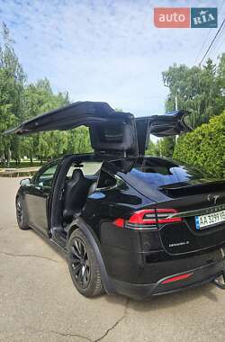 Внедорожник / Кроссовер Tesla Model X 2018 в 