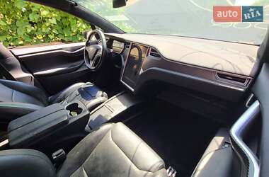 Внедорожник / Кроссовер Tesla Model X 2017 в 