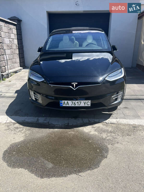 Позашляховик / Кросовер Tesla Model X 2019 в Києві фото 3 Позашляховик / Кросовер Tesla Model X 2019 в Києві