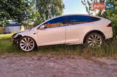 Внедорожник / Кроссовер Tesla Model X 2017 в 