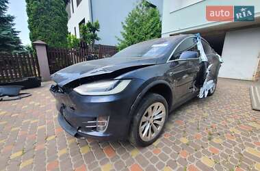 Внедорожник / Кроссовер Tesla Model X 2017 в 