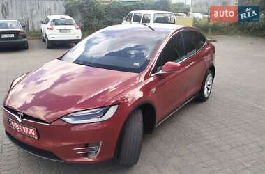 Позашляховик / Кросовер Tesla Model X 2016 в 