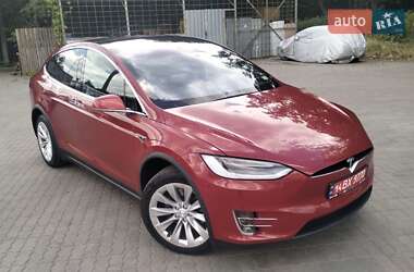 Позашляховик / Кросовер Tesla Model X 2016 в Львові