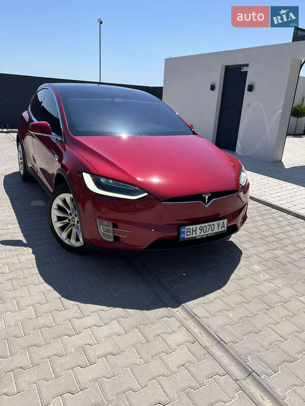 Позашляховик / Кросовер Tesla Model X 2018 в Одесі