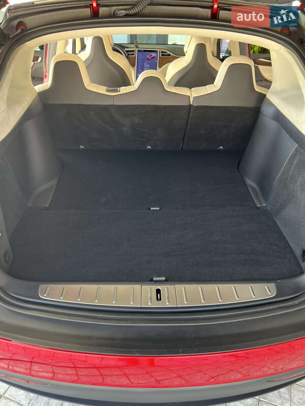 Позашляховик / Кросовер Tesla Model X 2018 в Одесі