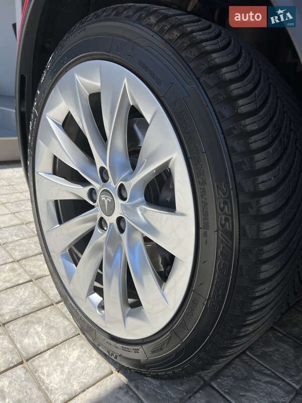 Позашляховик / Кросовер Tesla Model X 2018 в Одесі