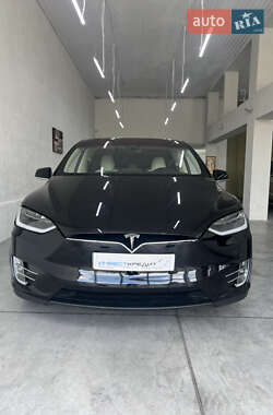 Позашляховик / Кросовер Tesla Model X 2018 в Києві