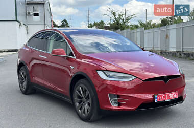 Внедорожник / Кроссовер Tesla Model X 2016 в 