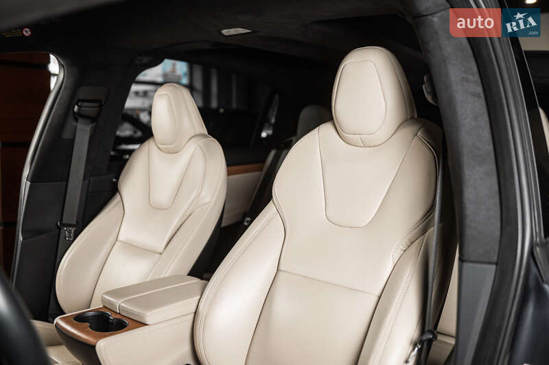Позашляховик / Кросовер Tesla Model X 2020 в Одесі