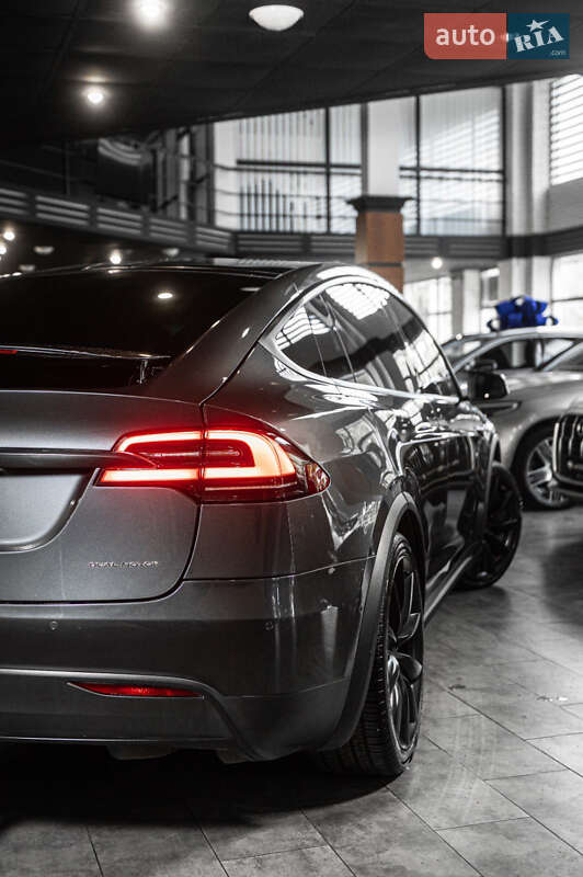 Позашляховик / Кросовер Tesla Model X 2020 в Одесі