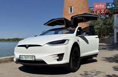 Внедорожник / Кроссовер Tesla Model X 2019 в 