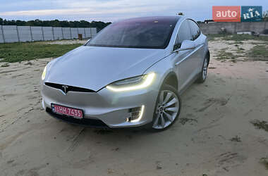 Позашляховик / Кросовер Tesla Model X 2016 в Здолбуніві