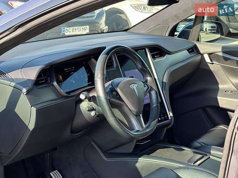 Позашляховик / Кросовер Tesla Model X 2020 в Львові