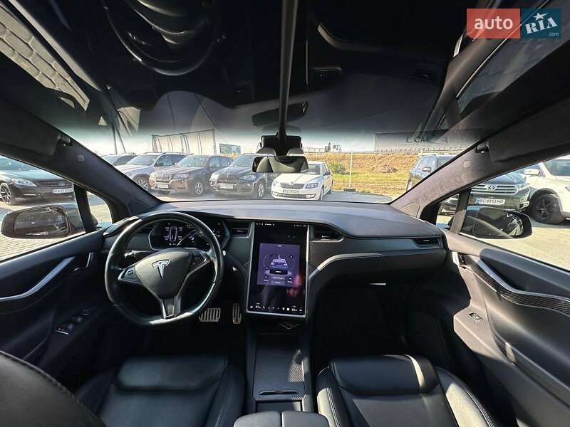 Позашляховик / Кросовер Tesla Model X 2020 в Львові