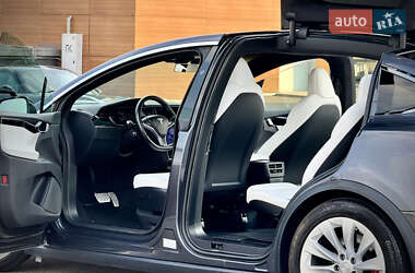 Внедорожник / Кроссовер Tesla Model X 2020 в 
