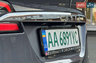Внедорожник / Кроссовер Tesla Model X 2020 в 