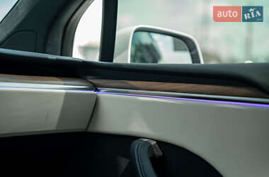Внедорожник / Кроссовер Tesla Model X 2023 в 