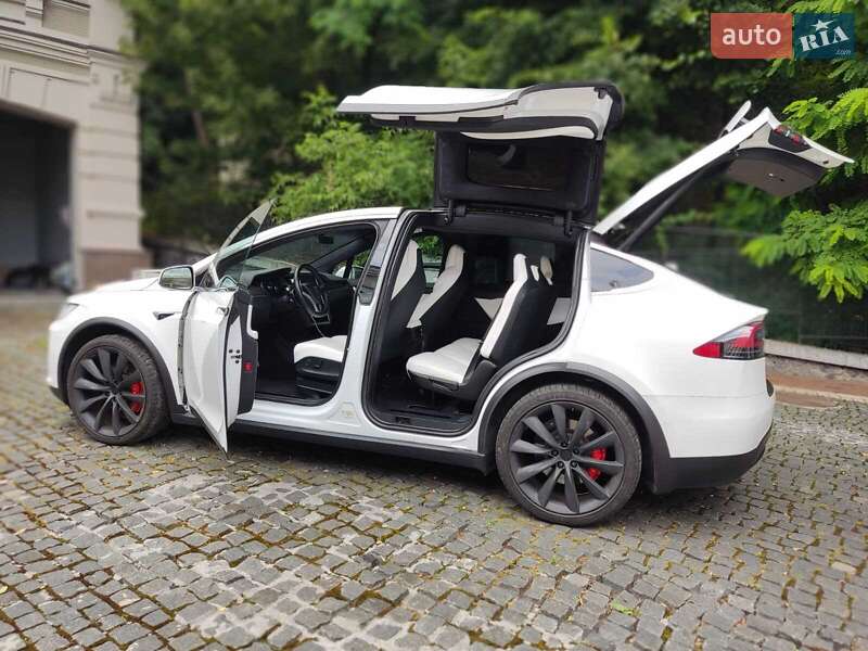 Внедорожник / Кроссовер Tesla Model X 2019 в Киеве фото 5 Внедорожник / Кроссовер Tesla Model X 2019 в Киеве