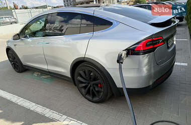 Внедорожник / Кроссовер Tesla Model X 2016 в 