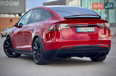Внедорожник / Кроссовер Tesla Model X 2019 в 