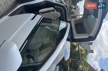 Позашляховик / Кросовер Tesla Model X 2018 в 