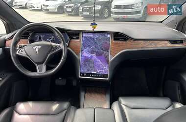 Внедорожник / Кроссовер Tesla Model X 2019 в 