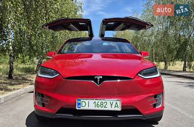 Внедорожник / Кроссовер Tesla Model X 2017 в 