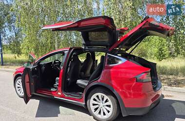 Внедорожник / Кроссовер Tesla Model X 2017 в 