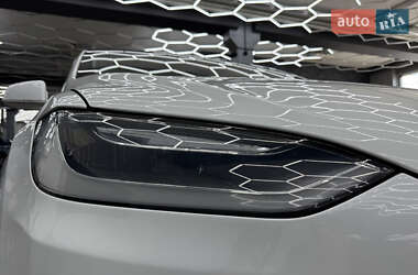 Внедорожник / Кроссовер Tesla Model X 2017 в 