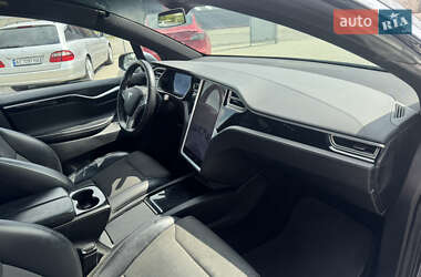 Позашляховик / Кросовер Tesla Model X 2017 в 