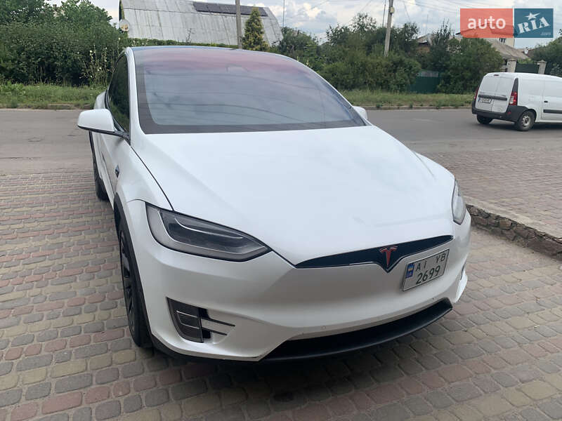 Позашляховик / Кросовер Tesla Model X 2018 в Фастові