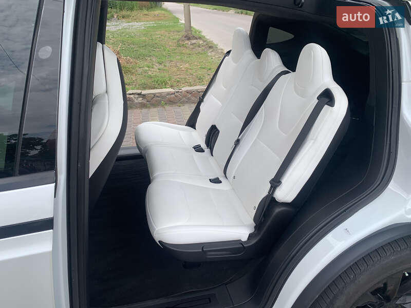 Внедорожник / Кроссовер Tesla Model X 2018 в Киеве фото 16 Внедорожник / Кроссовер Tesla Model X 2018 в Киеве