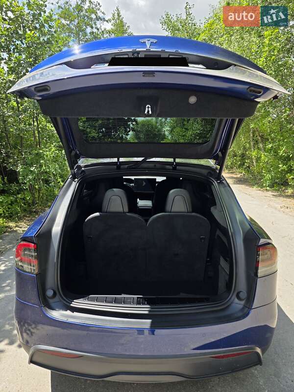 Позашляховик / Кросовер Tesla Model X 2022 в Львові