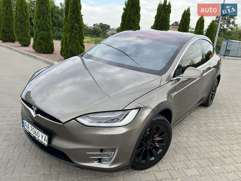Внедорожник / Кроссовер Tesla Model X 2016 в Киеве фото 3 Внедорожник / Кроссовер Tesla Model X 2016 в Киеве