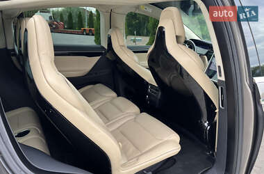 Внедорожник / Кроссовер Tesla Model X 2016 в 