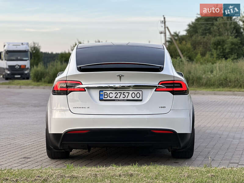 Внедорожник / Кроссовер Tesla Model X 2018 в Радивилове