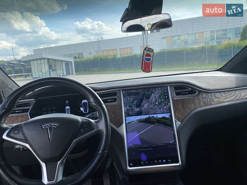 Позашляховик / Кросовер Tesla Model X 2017 в Харкові