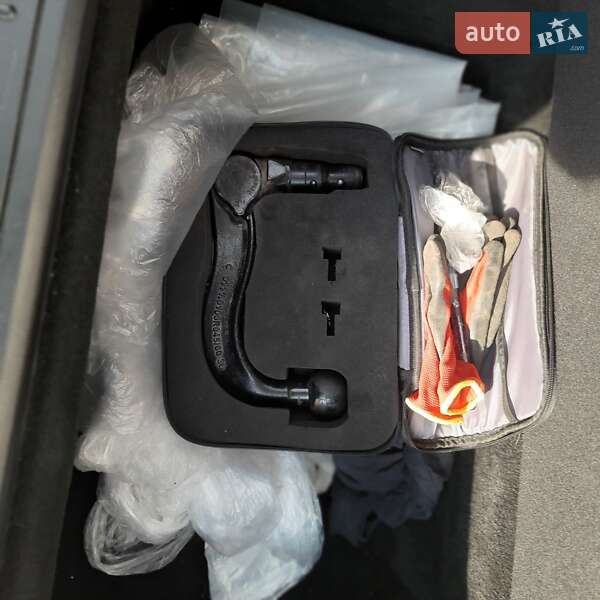 Внедорожник / Кроссовер Tesla Model X 2017 в Сумах